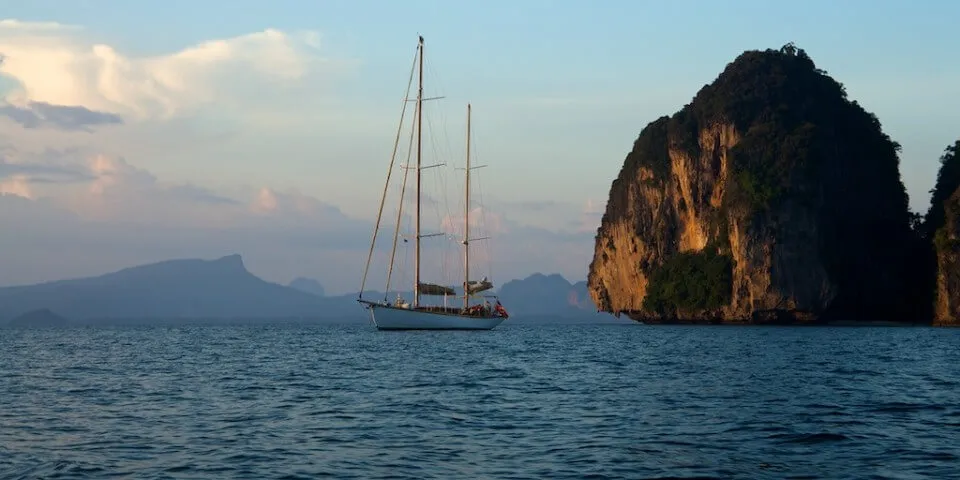 Classic Sailing Yacht Aventure Motoring