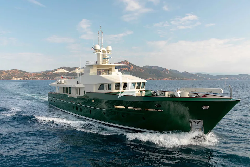 W Explorer for Charter