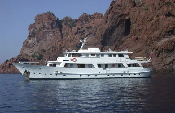 Le Kir Royal, classic motor yacht built 1966