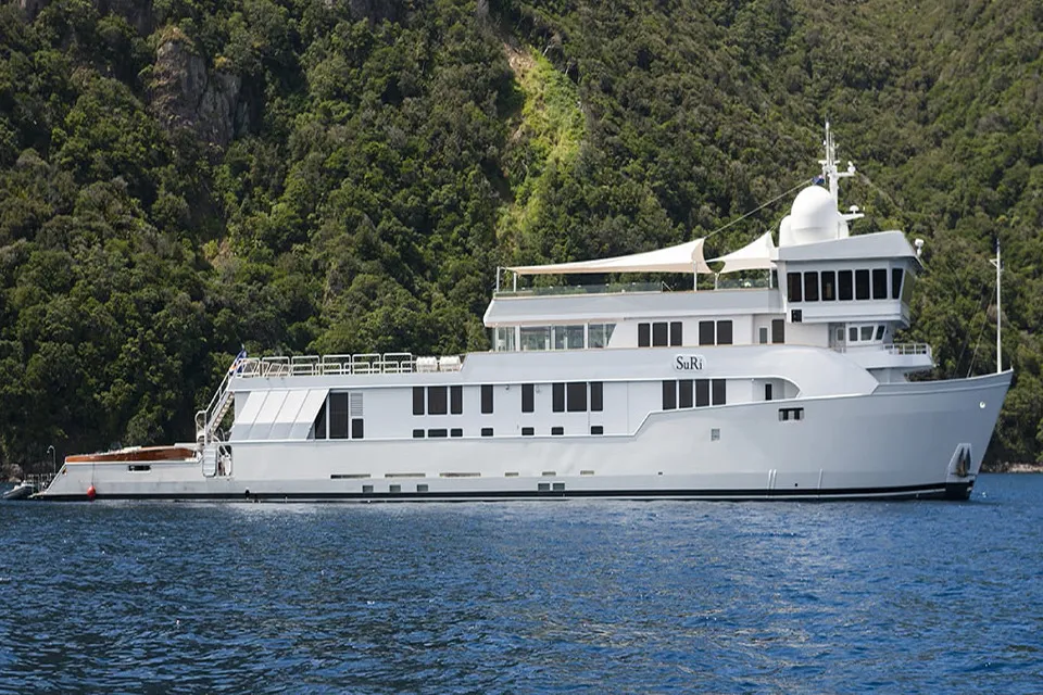 SuRi, expedition superyacht built 1978