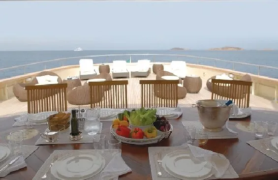 Classic Motor Yacht Ariete Primo Dining On Deck