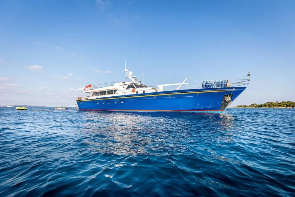Chantella, classic motor yacht built 1966