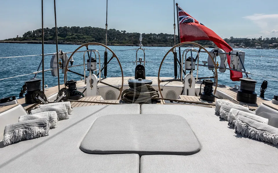 Kallima, modern classic sailing yacht built 2001
