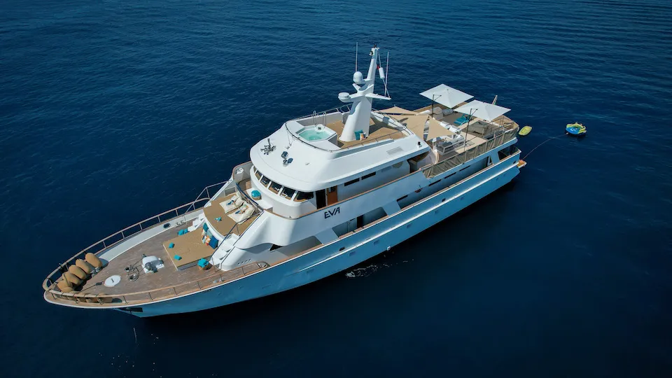 Eva, motor yacht built 1993