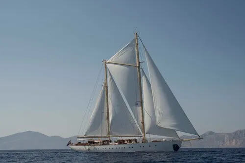Chronos, modern classic sailing yacht built 2013