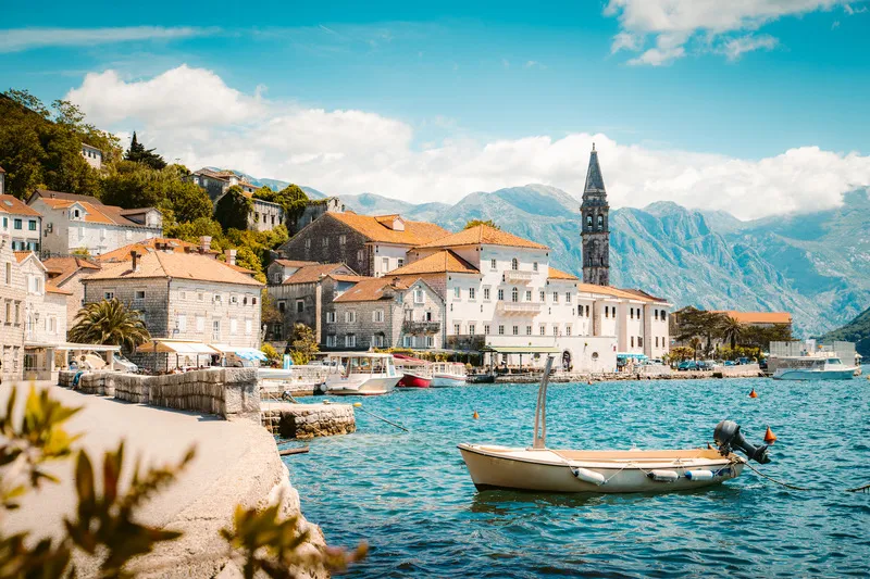 Classic yacht charter in Montenegro