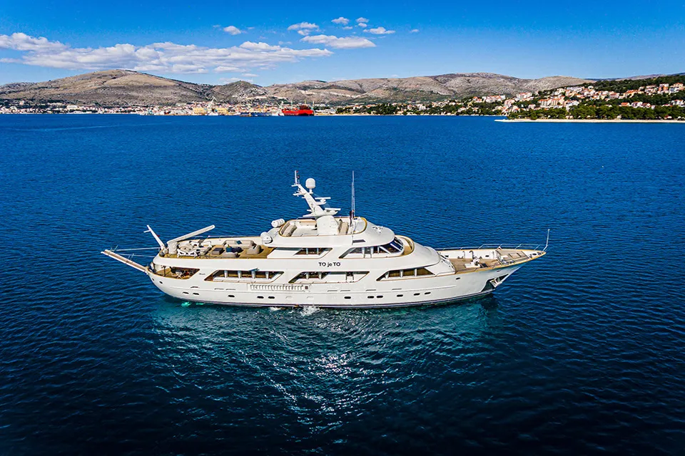 To Je To, motor yacht built 1980