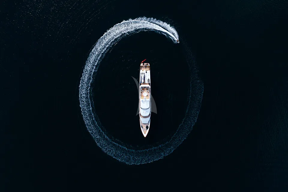 Daydream, motor superyacht built 1991