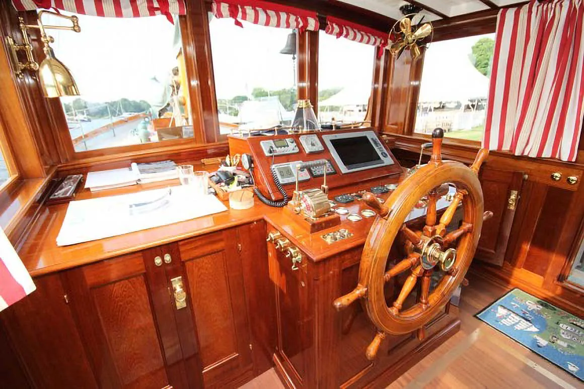 Trade Wind Classic Yacht For Sale - Wheelhouse