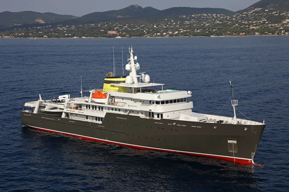 Yersin, expedition superyacht built 2015