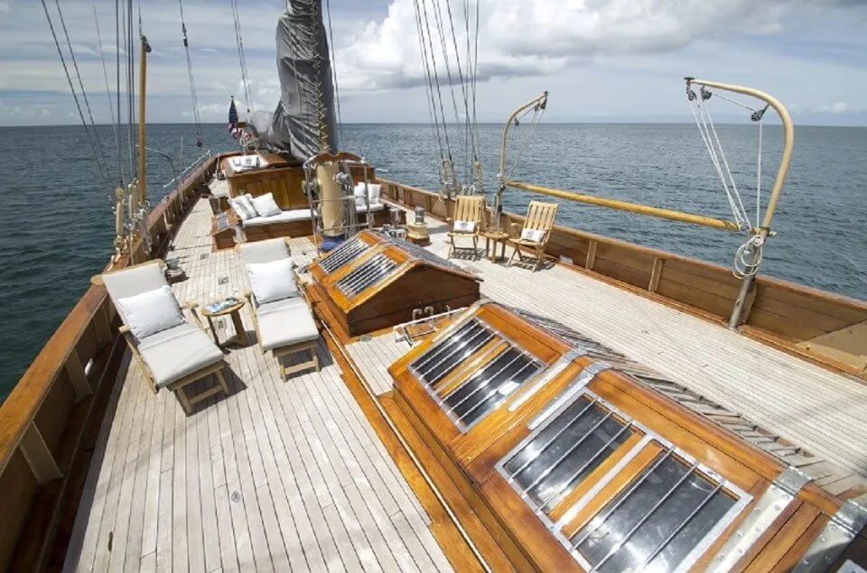 Classic Sailing Yacht Eros Deck