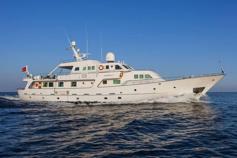 Classic Motor Yacht South Paw C Cruising