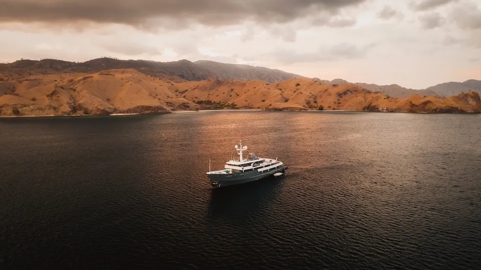 Aqua Blu, classic expedition yacht built 1968