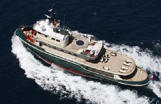 Classic Motor Yacht Ariete Primo Aerial View