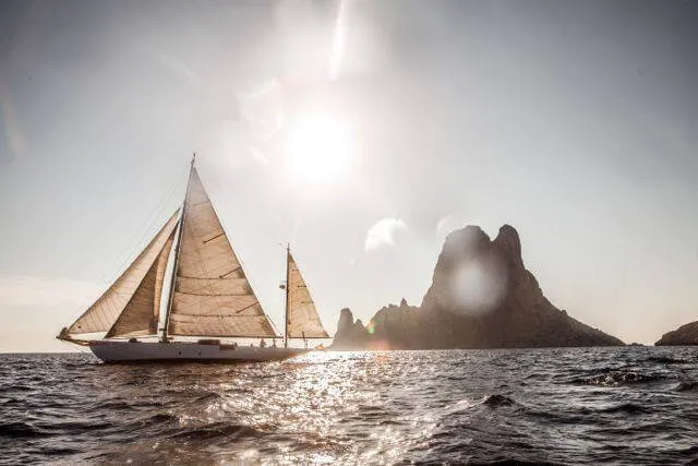 Classic Sailing Yacht Gladoris II Under Sail