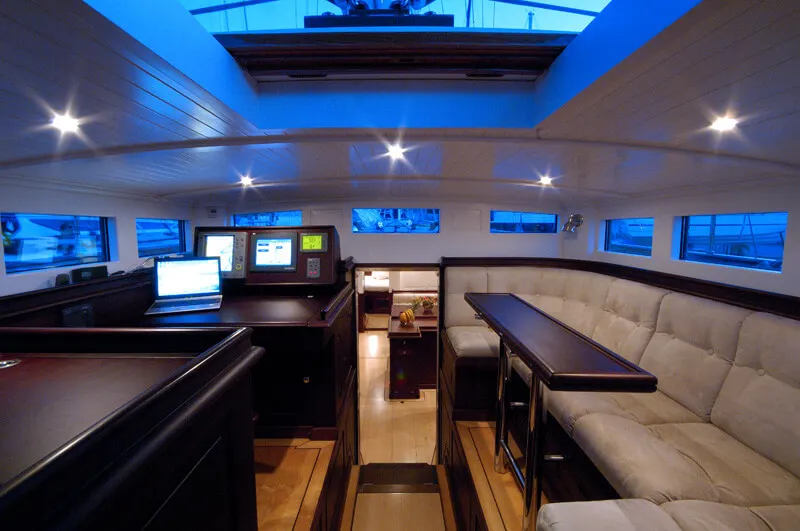 Classic Sailing Yacht Aurelius Upper Saloon