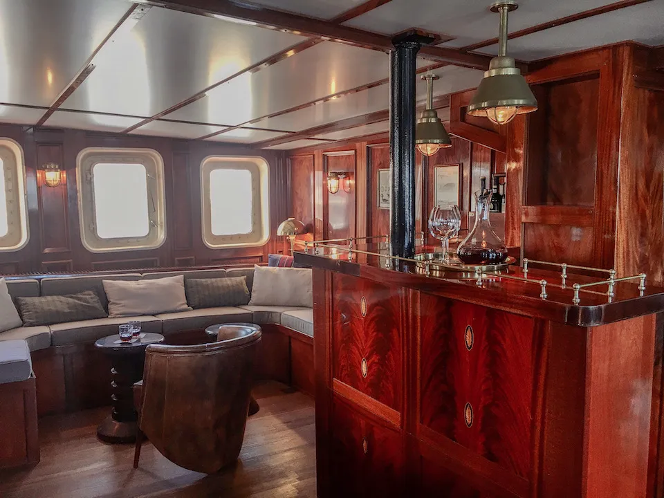 Bar _ Saloon _ Lounge 3